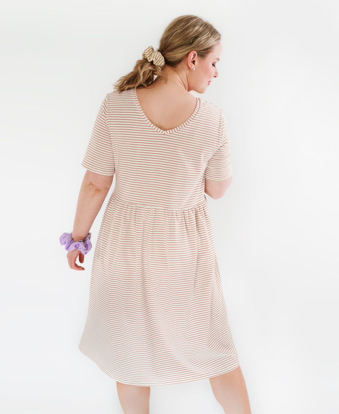 Robe Amande rayée en coton biologique faite au Québec