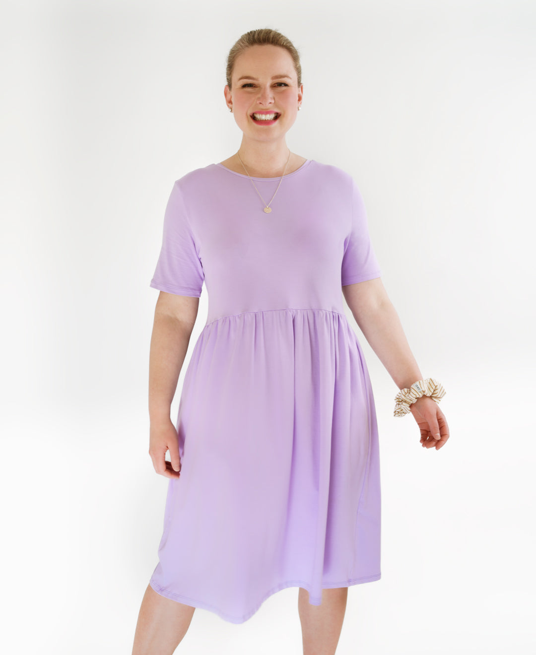 Robe lilas en coton biologique faite au Québec