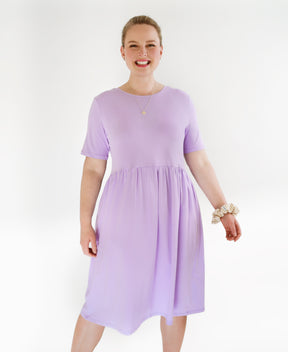 Robe lilas en coton biologique faite au Québec