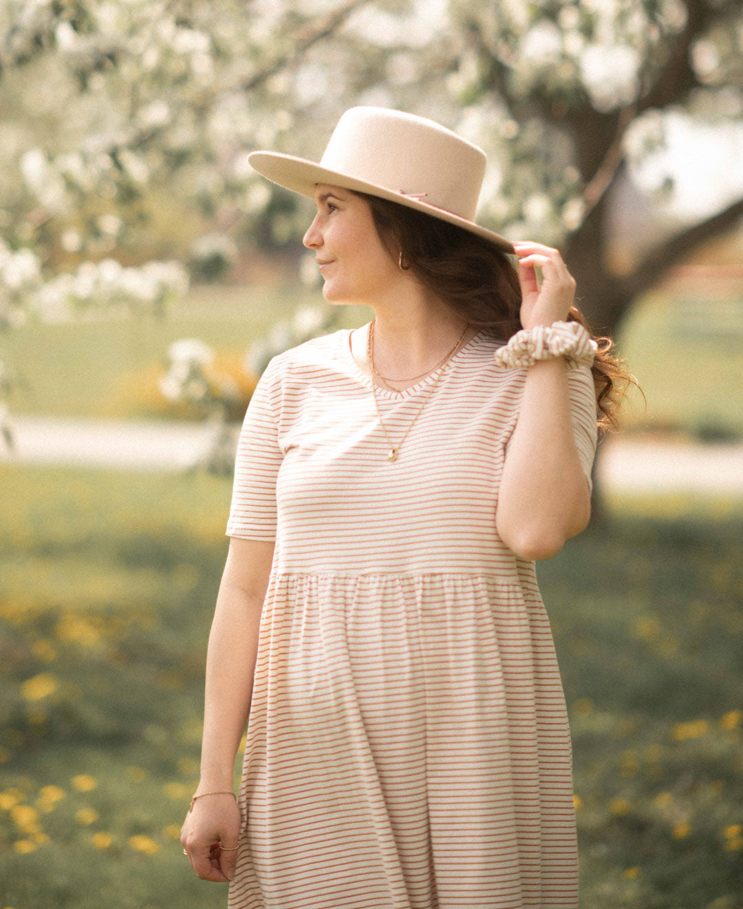 Robe Amande rayée en coton biologique faite au Québec